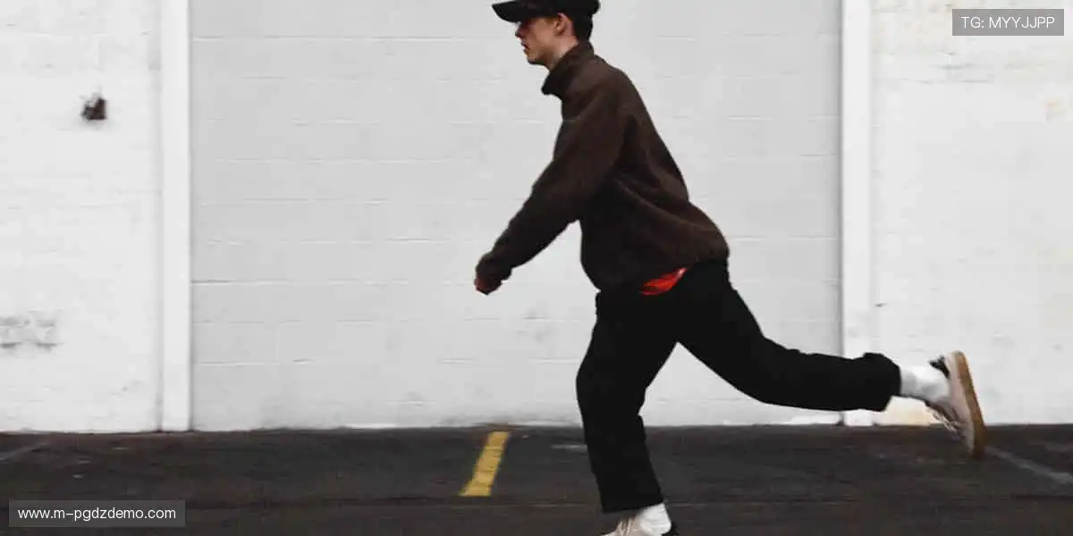 📱 一键开播，全球同频！弹幕互动不停，做最活跃的云观众💬